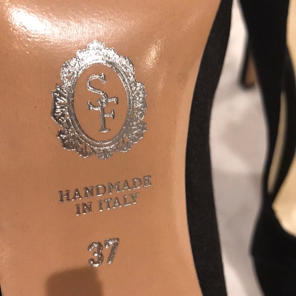 Sarah Flint Black Pumps - Picture 5 of 5